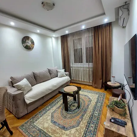 Stan Na Dan Alexa Sa Free Parkingom