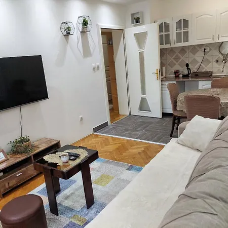 Apartment Stan Na Dan Alexa Sa Free Parkingom